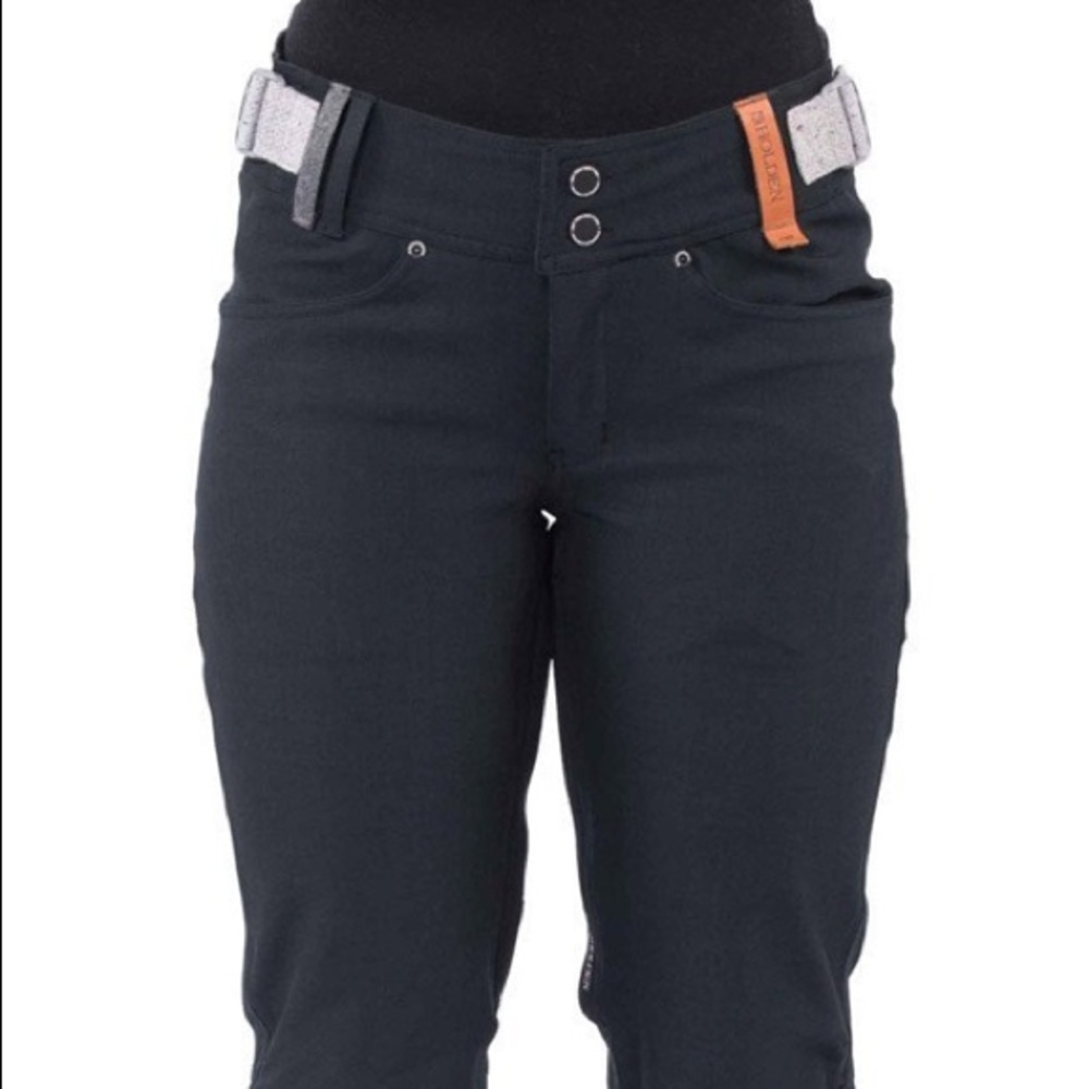 Holden Skinny Fit snowboard pants women